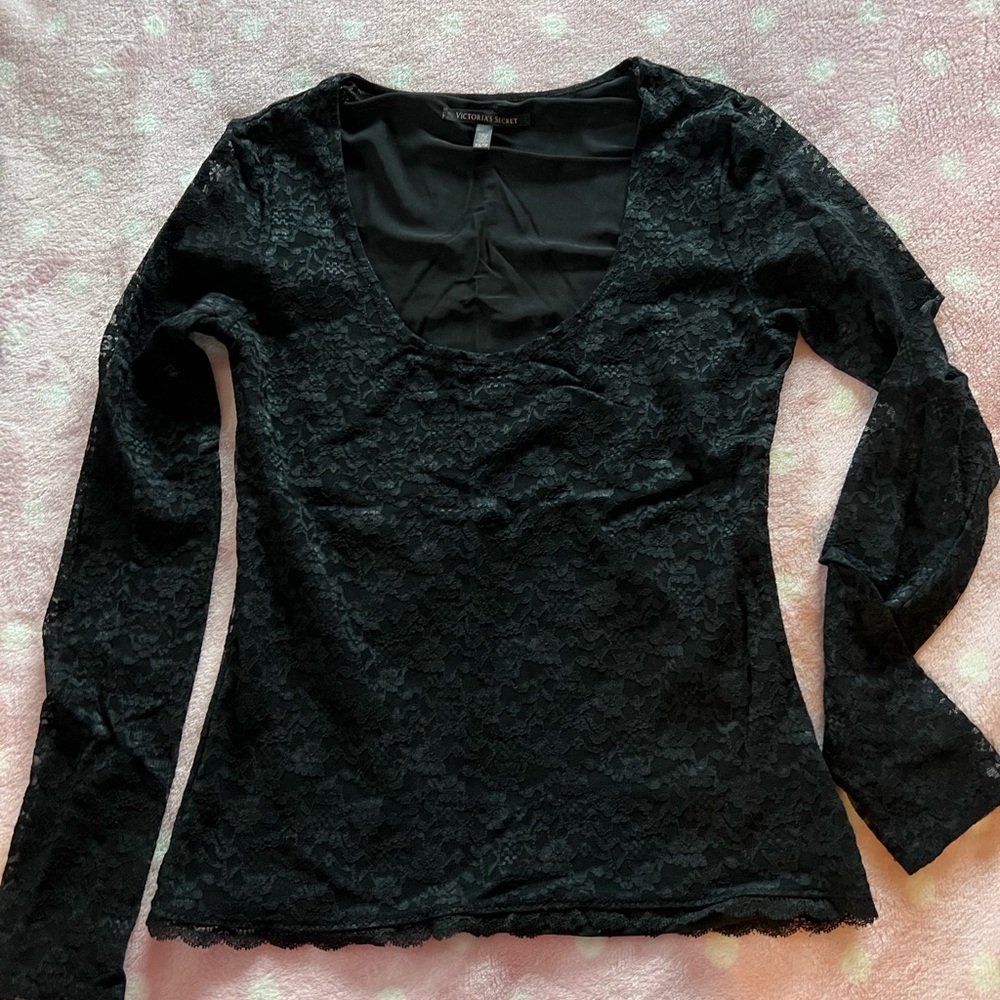 VS Black Lace Long Sleeve Top XS
